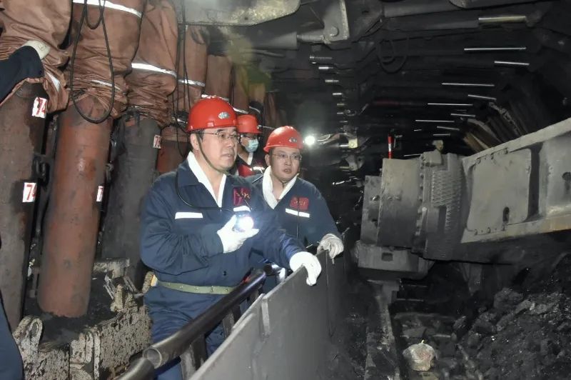 劉賢君在東山煤礦檢查工作時強調：吃透精髓把握實質銳意進取創新實干 奮進現代化新雞礦高質量發展新征程